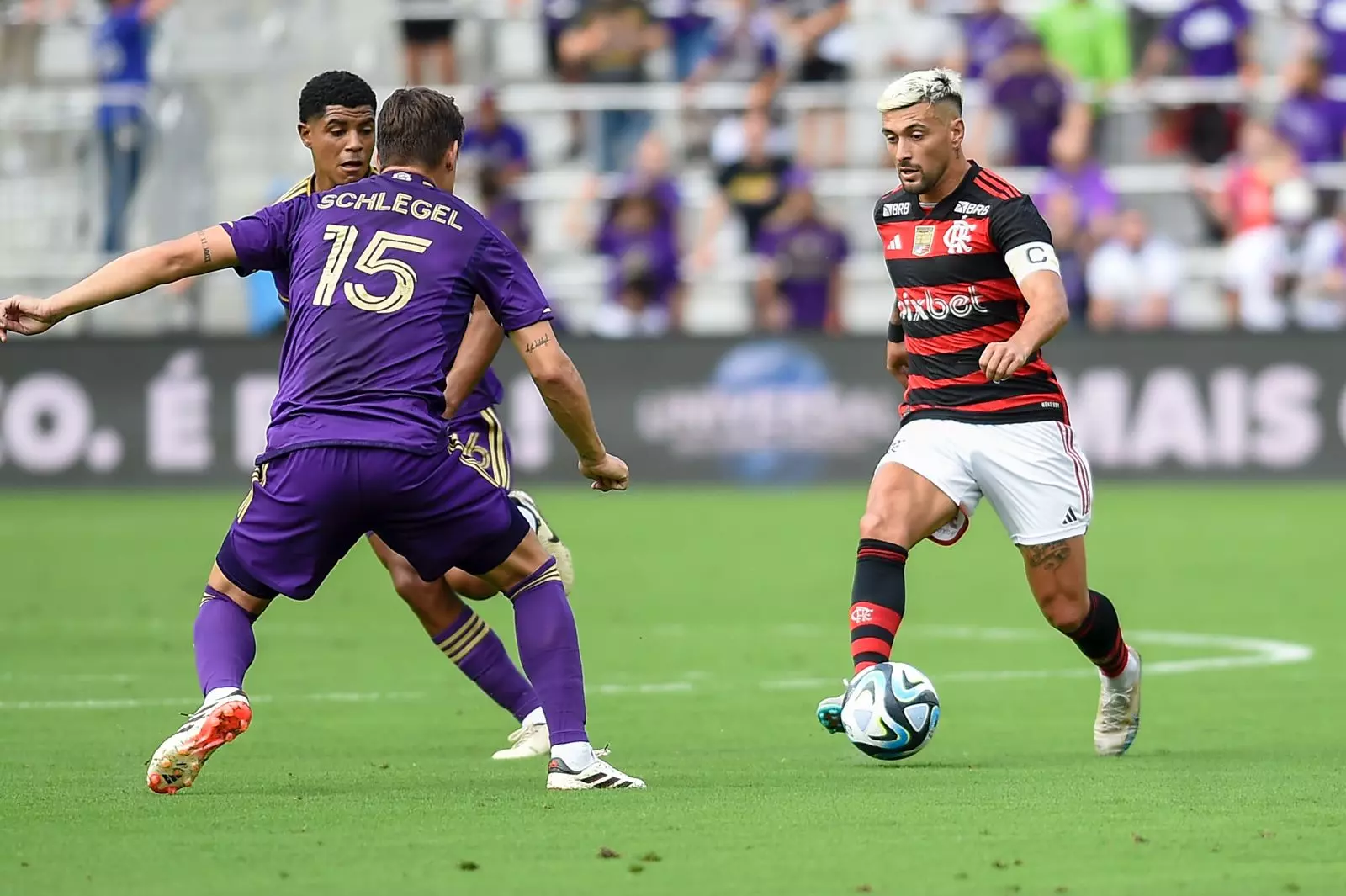 Flamengo prepara retorno ao Brasil com reforço na bagagem e saldo positivo na passagem pelos EUA